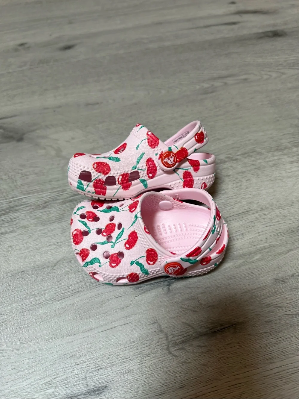 Crocs Baby Toddler Pink Cherry Classic Clogs C2/3